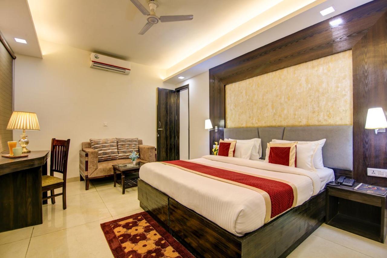 Hotel Park Tree Near Delhi Airport New Delhi Exterior photo