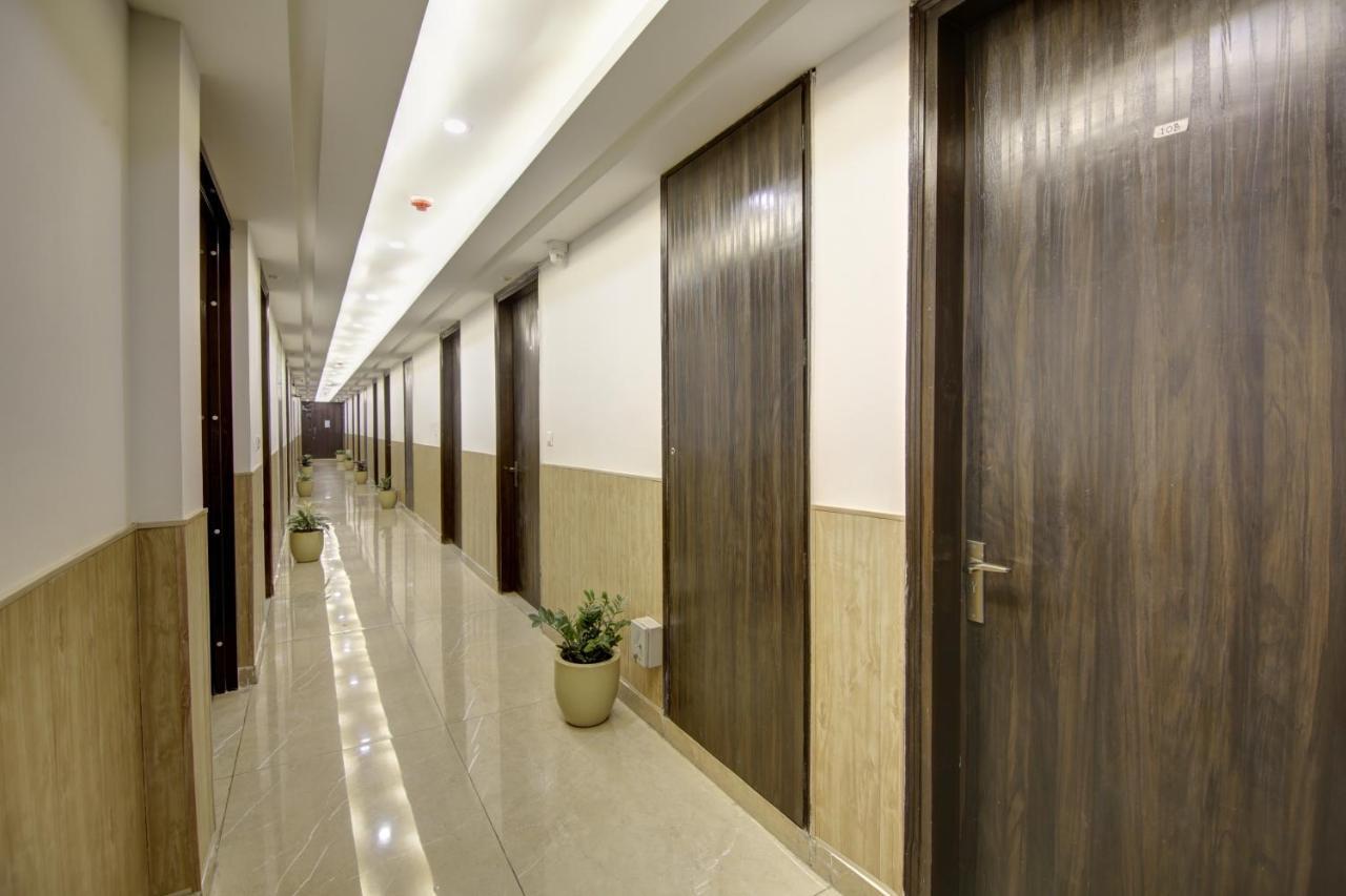 Hotel Park Tree Near Delhi Airport New Delhi Exterior photo